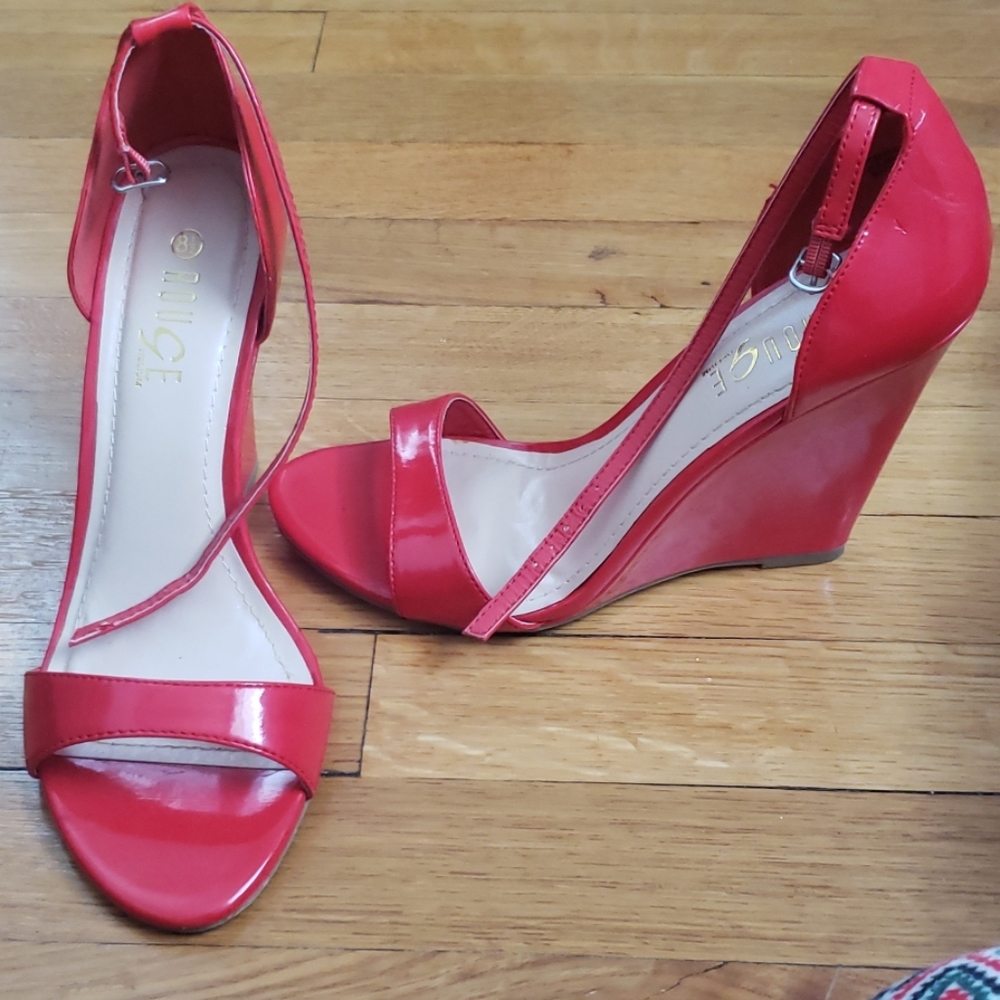 Red Wedge heels